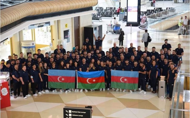 azerbaycan-numayende-heyetinin-boyuk-qismi-islamiada-uchun-turkiyeye-yola-dushub