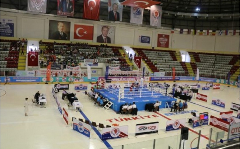 azerbaycanin-daha-bir-bokschusu-avropa-chempionatinda-medali-temin-edib