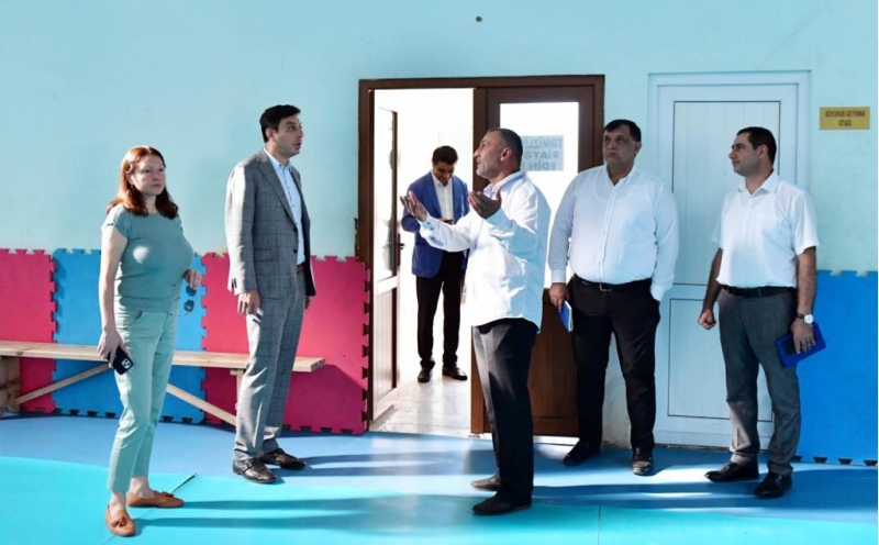 ferid-qayibov-idman-merkezlerinin-fealiyyetile-maraqlanib