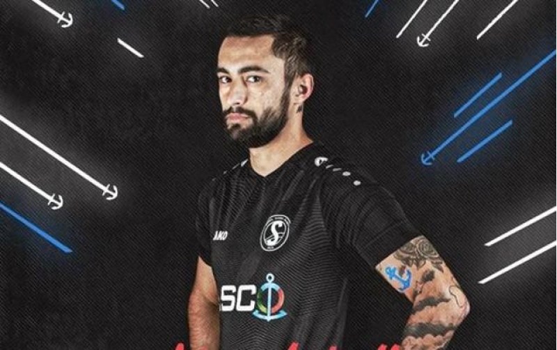 neftchiden-ayrilan-futbolchu-bu-kluba-kechdi