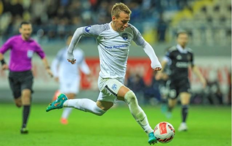 sabahin-futbolchusu-ukrayna-millisine-chagirildi