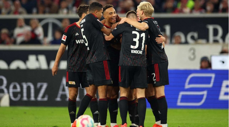 yunion-bundesliqada-hamiya-yuxaridan-ashagi-baxir