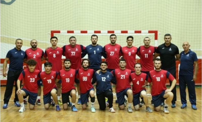 azerbaycan-chempionu-ilk-oyunda-uduzub