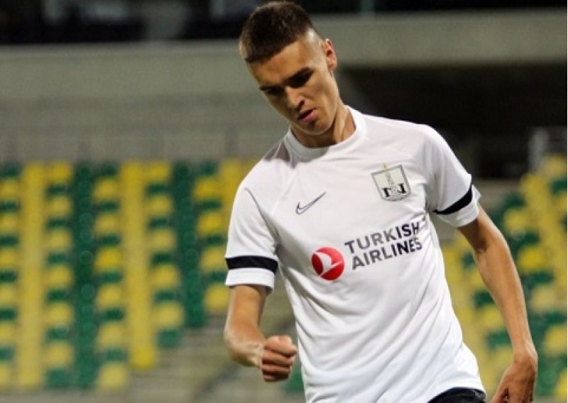 neftchinin-futbolchusu-millide-4