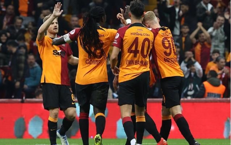 qalatasaray-merhele-adladi