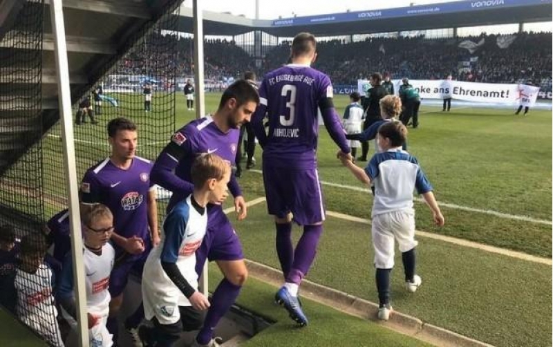 futbolchumuz-almaniyada-meglubiyyete-uzuldu-