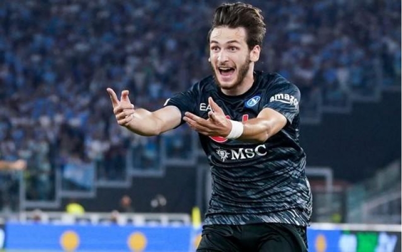 psj-den-gurcu-futbolchu-uchun-180-milyon-avro