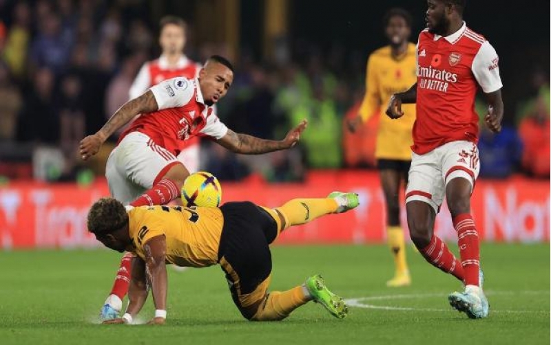 arsenal-liderliyini-mohkemlendirdi