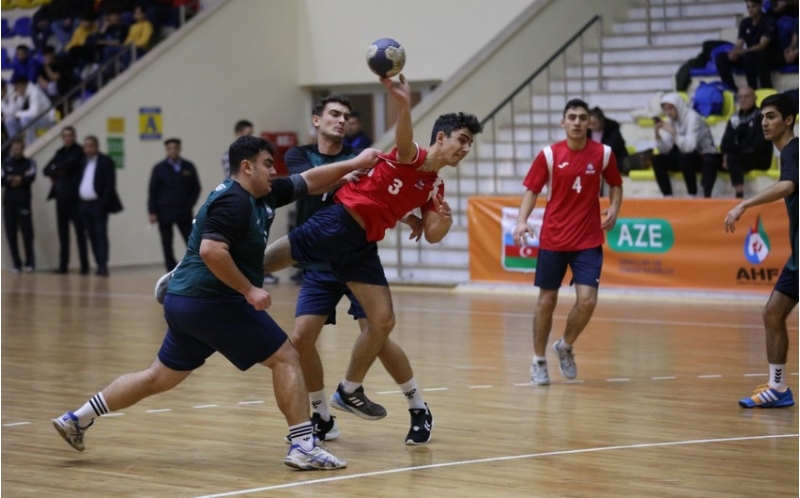 hendbol-uzre-azerbaycan-chempionatinda-novbeti-oyunlar-kechirilib