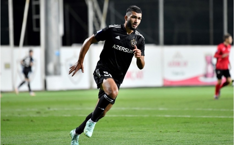 qurban-qurbanov-oglunun-polsha-klubunun-maraq-dairesinde-oldugunu-tesdiqleyib