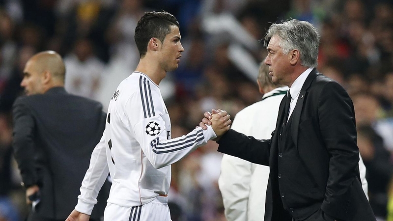 anchelotti-ronaldo-ve-beyl-barede-efsaneler