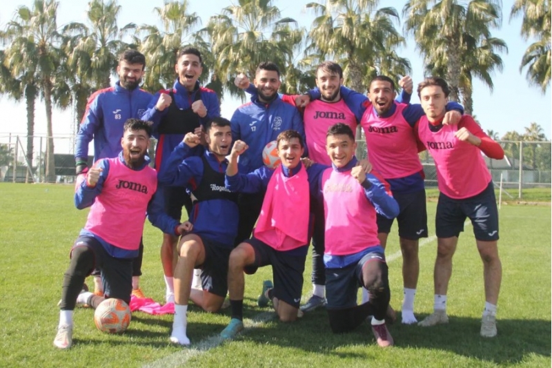 shamaxi-qazaxistan-komandasi-ile-hech-heche-etdi