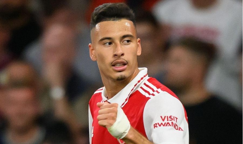 arsenal-martinelli-ile-muqavileni-uzatdi