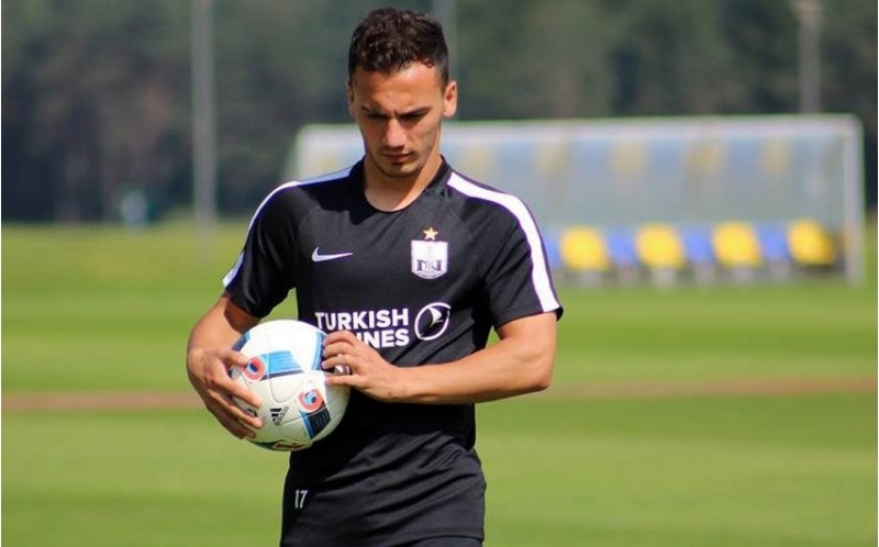 neftchinin-futbolchusu-yeniden-zedelenib