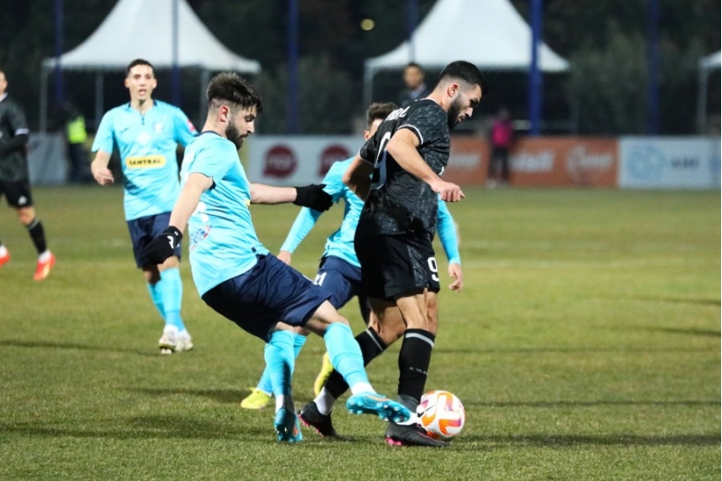 zire-qarabagla-oyuna-bele-chixacaq