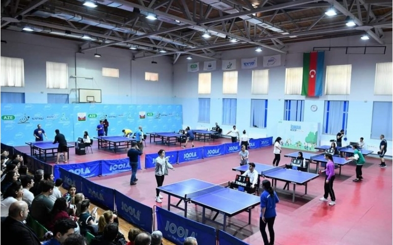 beden-terbiyesi-ve-idman-gunune-hesr-olunmush-stolustu-tennis-turniri-basha-chatib