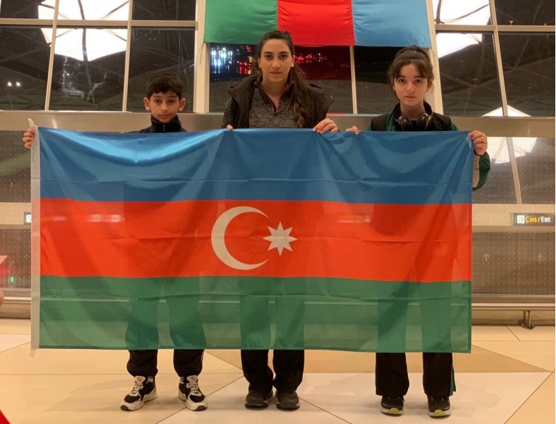 stolustu-tennischilerimiz-chexiyaya-yollaniblar