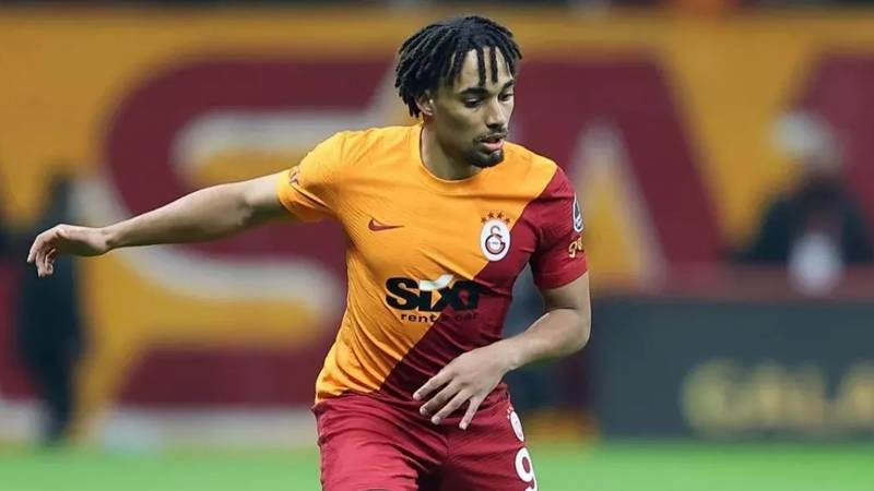 qalatasaray-futbolchusunun-qiymetini-achiqladi