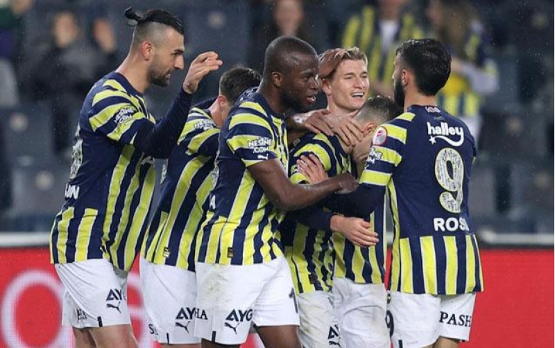 fenerbagcha-yarimfinalda