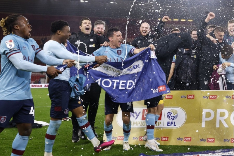 premyer-liqaya-yukselen-ilk-komanda-bilindi