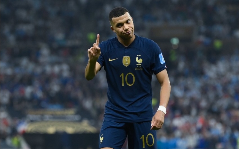 mbappe-yay-olimpiya-oyunlarinda-ishtirak-etmek-isteyir