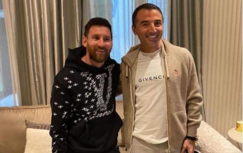messi-izledyi-yegane-azerbaycanli-ile-gorushdu