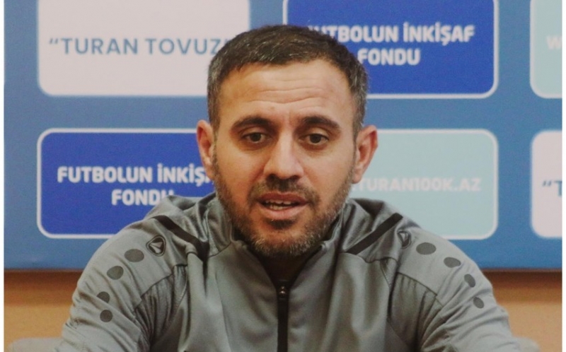 ayxan-abbasov-evde-uduzsaydiq-bakida-bize-daha-chetin-olardi