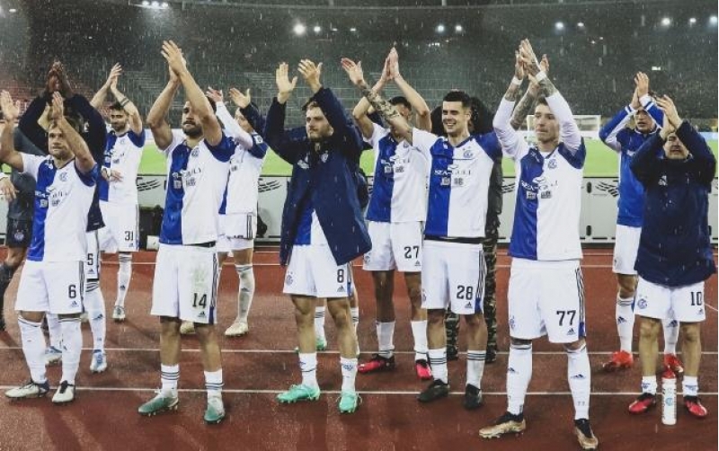 futbolchumuzun-komandasinan-inamli-qelebe