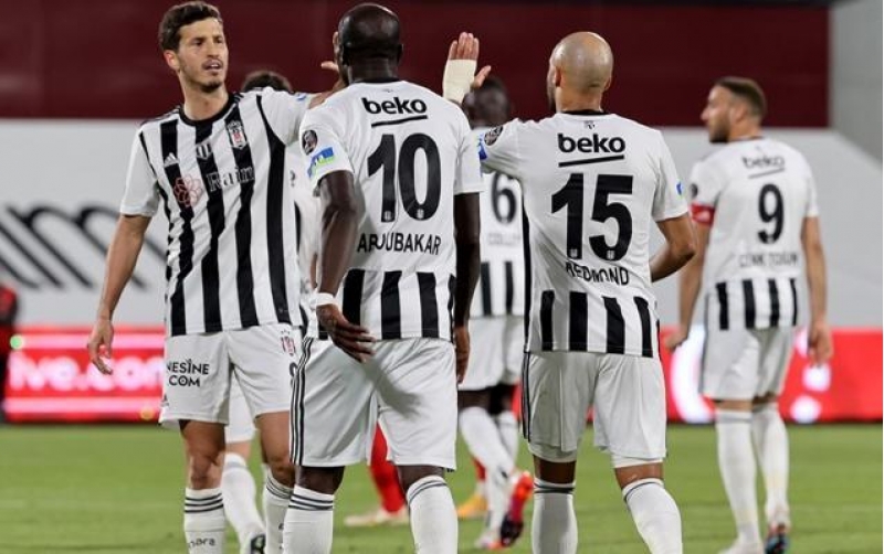 beshiktash-2-hucumchu-ile-maraqlanir-