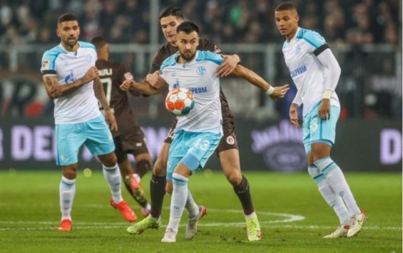 futbolchumuz-qol-vurdu-hesab-55-oldu