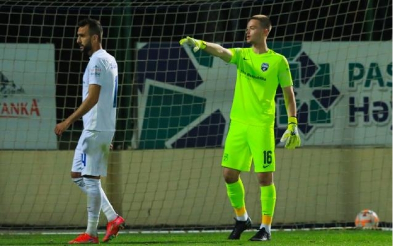 20-yashli-qapichi-azerbaycan-chempionatinda-debut-etdi-