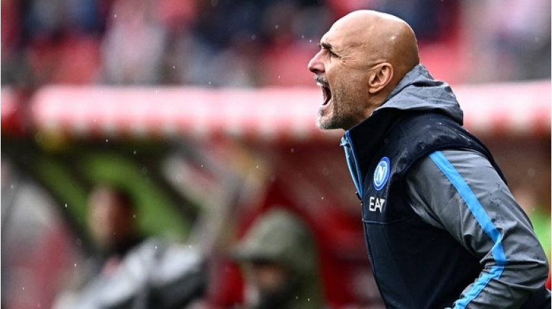 spaletti-napolini-terk-edir