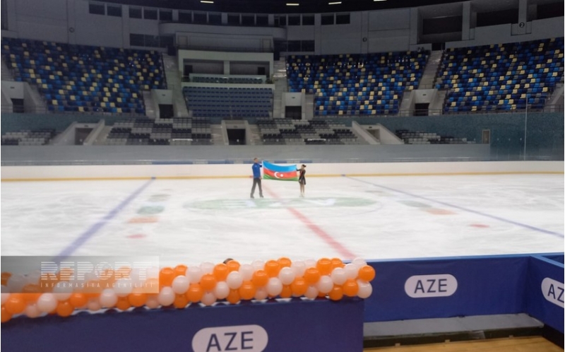 baki-yeni-buz-meydanchasi-istifadeye-verildi
