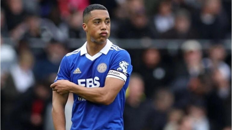 qalatasaray-daha-bir-ulduzu-heyete-qatir