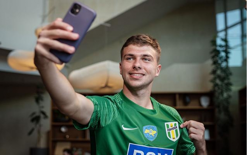 futbolchumuz-ukrayna-klubunda