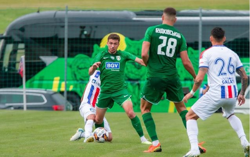 azerbaycanli-futbolchu-ukrayna-klubunda-debut-etdi