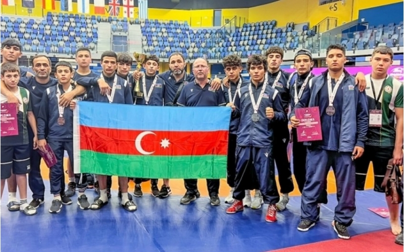 azerbaycanin-serbest-guleshchileri-avropa-chempionatinda-yeni-rekorda-imza-atib