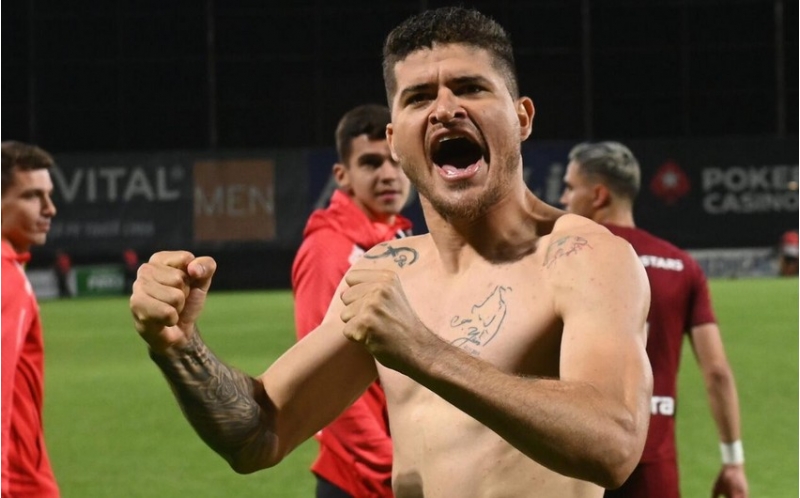 mutu-bu-futbolchunu-neftchide-gormek-isteyir