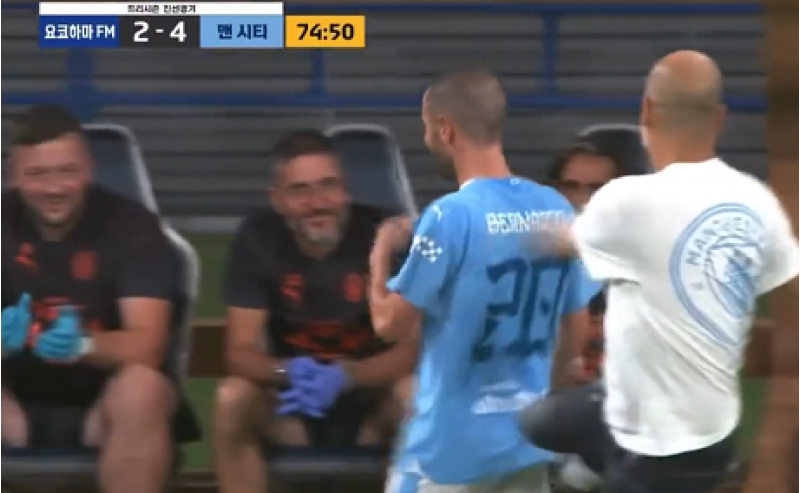 qvardiola-futbolchusuna-tepik-atdi