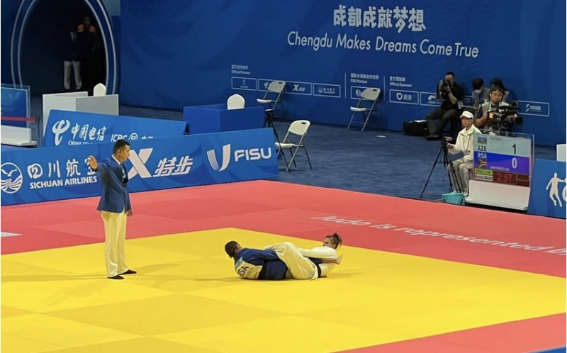 azerbaycan-universiadada-ilk-medalini-qazanib