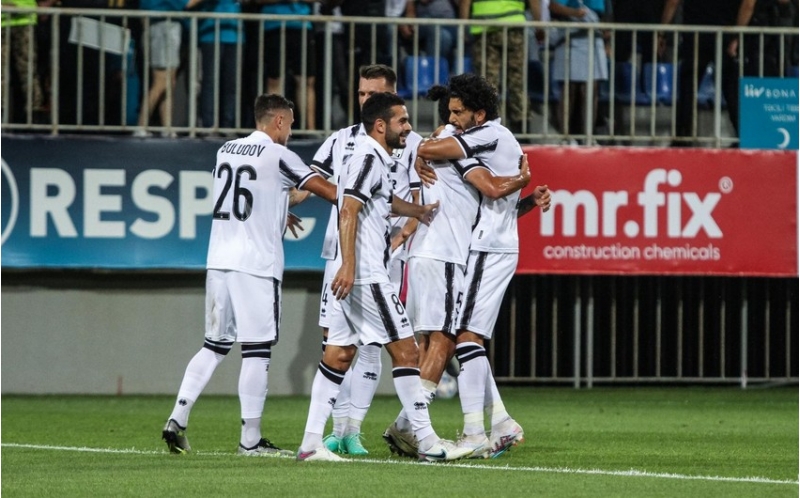 neftchi-beshiktash-oyununun-biletleri-satisha-chixarilib