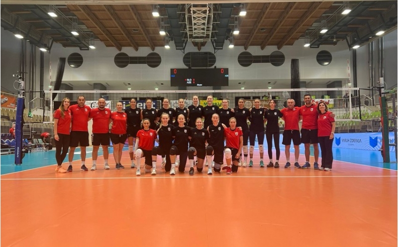 azerbaycanin-qadin-voleybol-millisi-uch-yoxlama-gorushu-kechirib