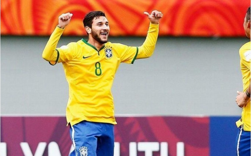 braziliya-millisinin-sabiq-futbolchusu-qarabaga-kechir