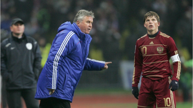 arshavin-istenilen-futbolchu-hiddink-kimi-meshqchi-arzusundadir