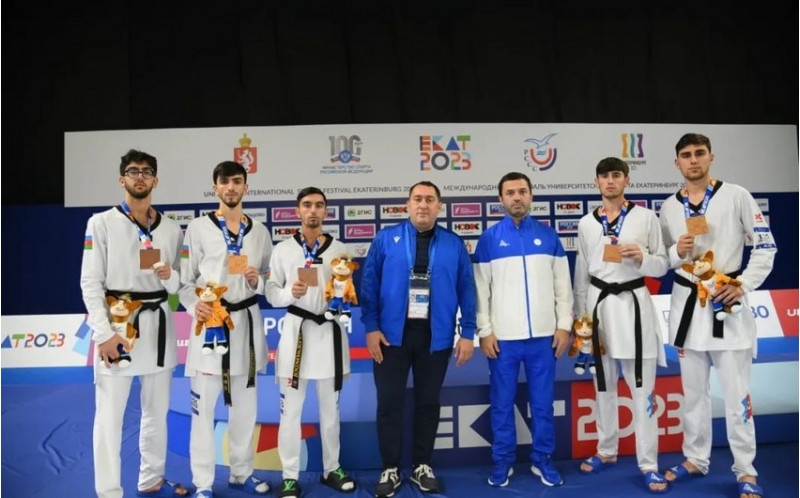 azerbaycan-taekvondochulari-yekaterinburqda-komanda-yarishinda-medal-qazaniblar