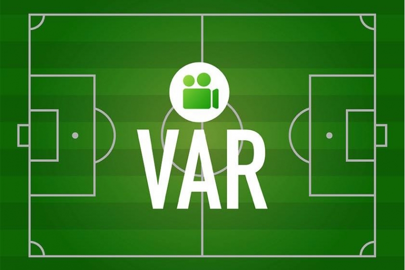telefonla-danishib-penaltini-legv-etdi