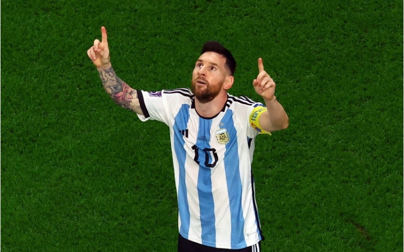 messi-argentinaya-dch-2026-nin-sechme-merhelesinin-ilk-oyununda-qelebe-qazandirib