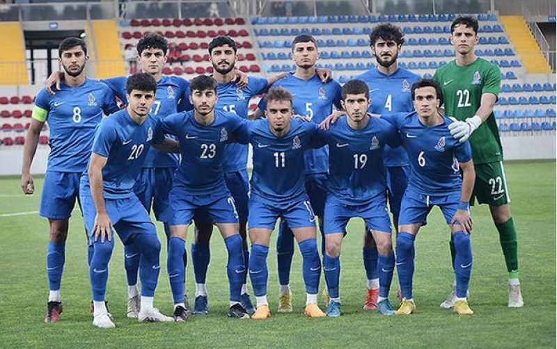 serbiya-azerbaycan-matchinin-hakimleri