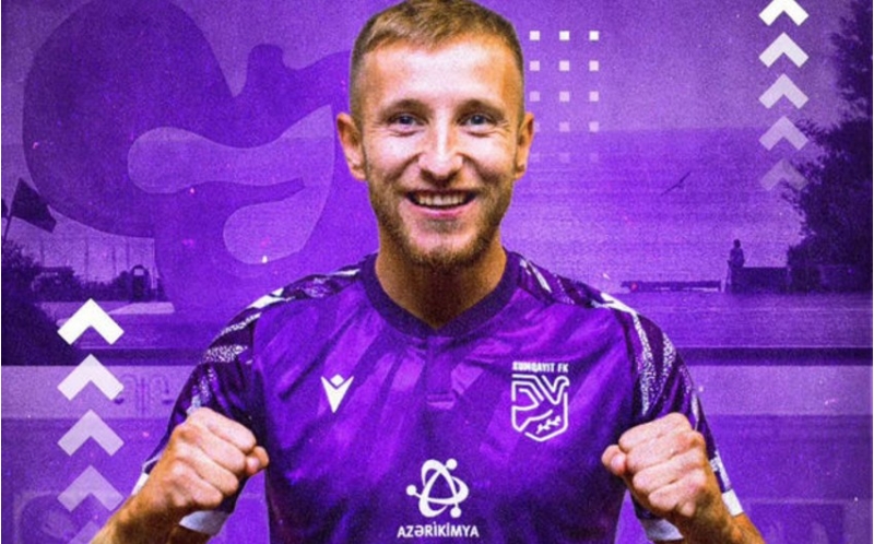 sumqayit-yeni-transferini-achiqlayib-2