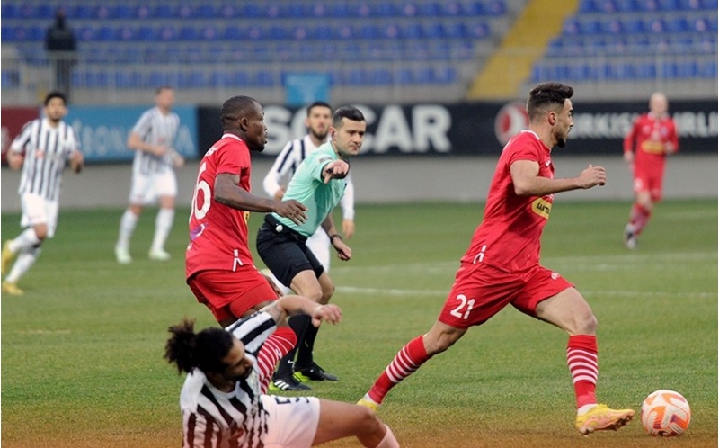 pfl-neftchi-ve-zire-arasinda-kechirilecek-oyunlarin-yerini-deyishib